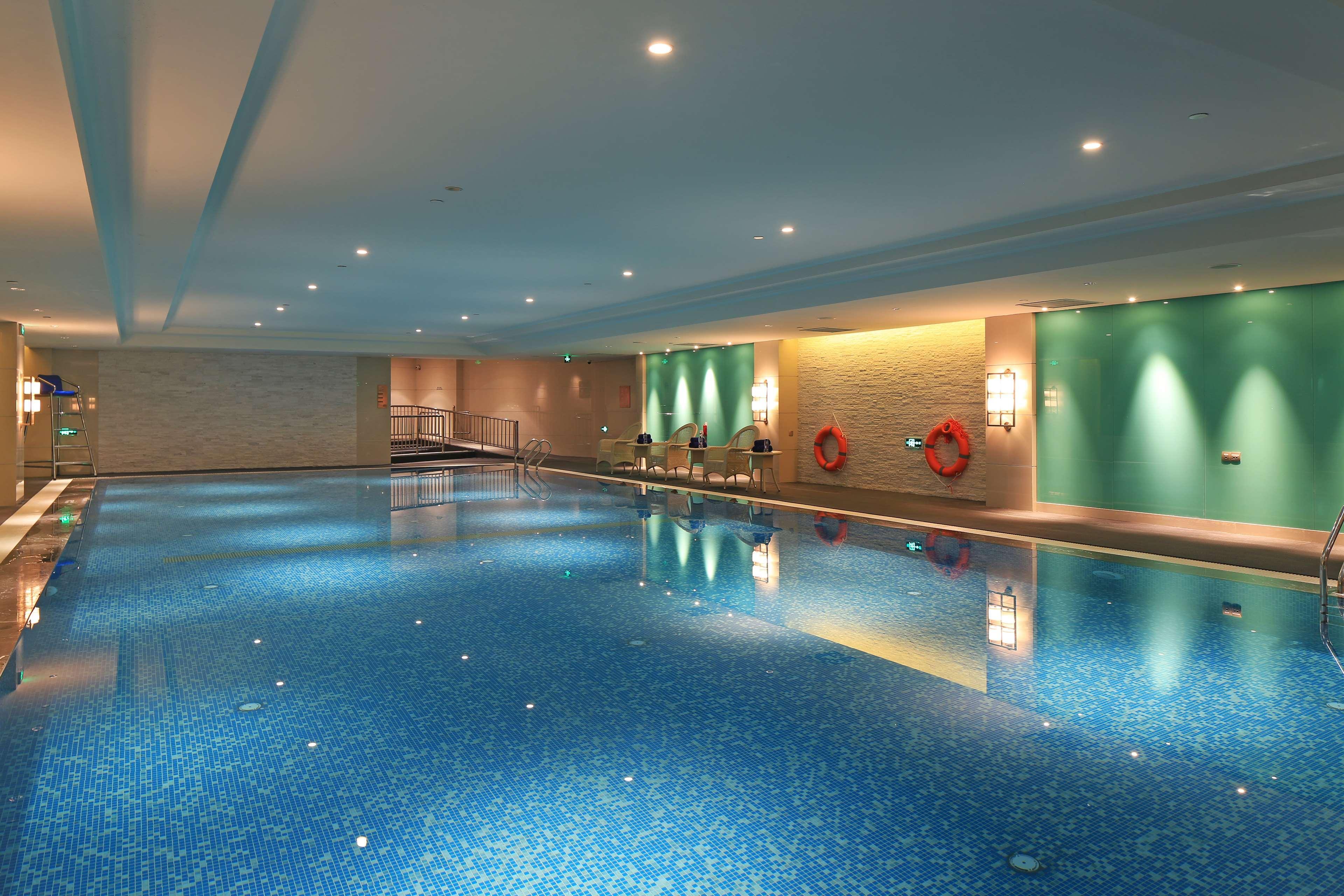 Doubletree By Hilton Ningbo - Chunxiao Hotel Екстериор снимка