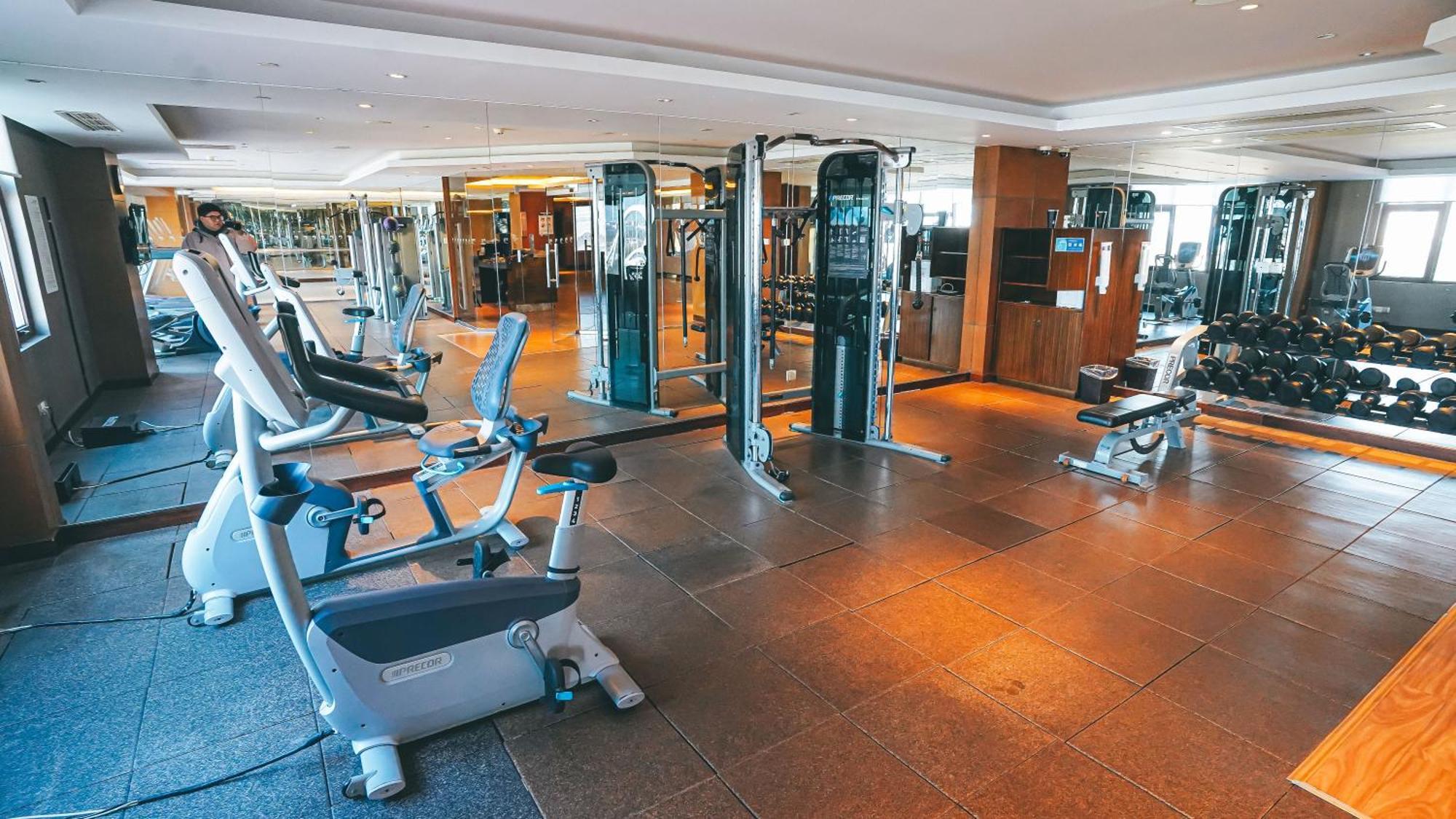 Doubletree By Hilton Ningbo - Chunxiao Hotel Екстериор снимка